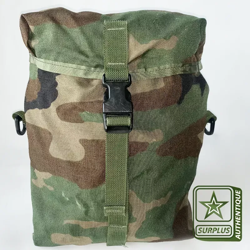 Poche US Service Vietnam camouflage woodland