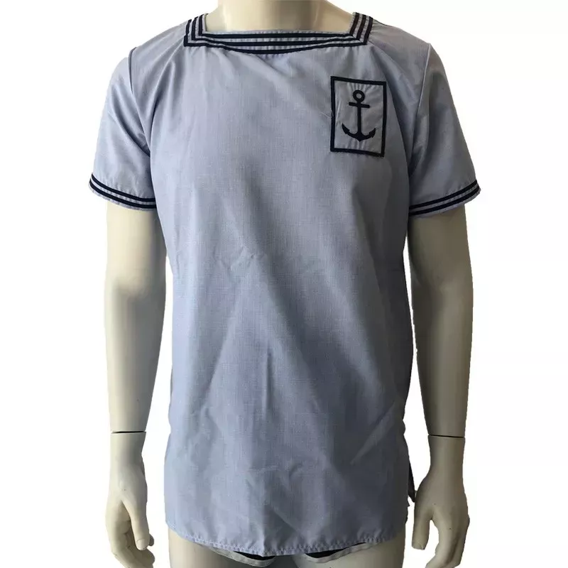 Vareuse bleu ciel Marine nationale avec un col carré.
Lignes et encre noire brodés, produit d'origine : HCC Toulon