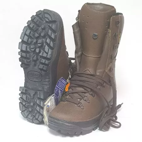 Chaussures hautes de arque "Meindl", couleur brun et noir, avec technologie Goretex, de taille 38.