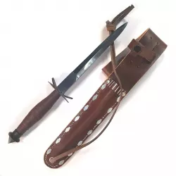 Dague en cuir et en métal, vendu avec fourreau en cuir, couteau de combat utilisé par l'armée américaine et canadienne.